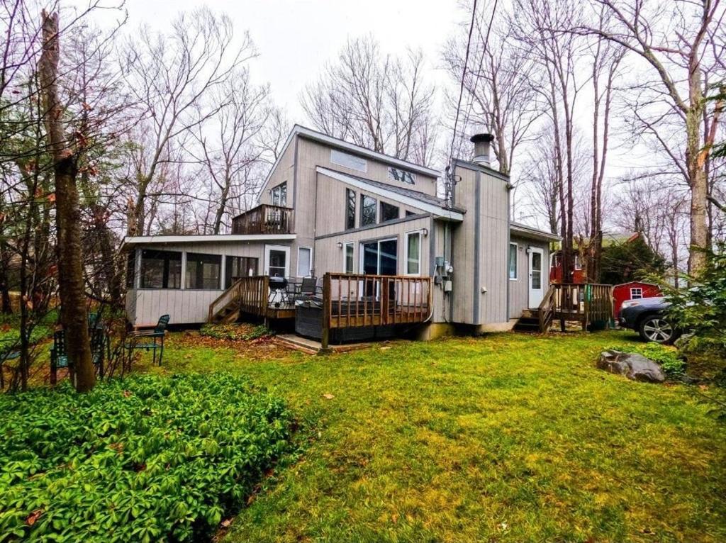 Ambiance - King Bed Cabin, Jetted-Tub & Fireplace Tobyhanna Екстериор снимка